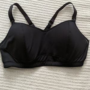 Breastfeeding/maternity bra